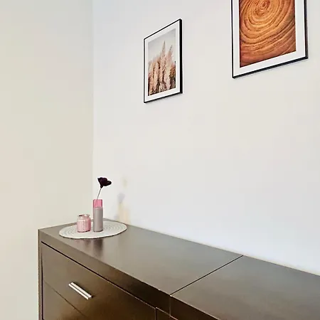 Chic Escape One - Free Parking Apartment Brasov