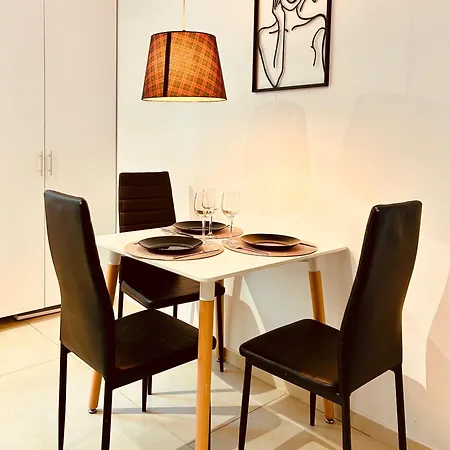 Apartment Chic Escape One - Free Parking