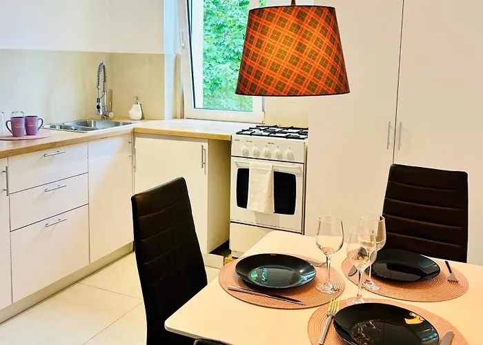 Chic Escape One - Free Parking דירה בראשוב